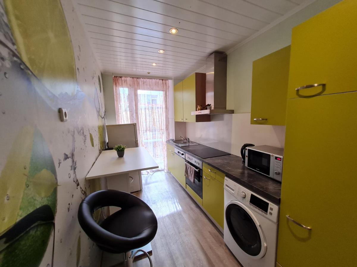 Apartment Moderne 3zimmer Mit Balkon *